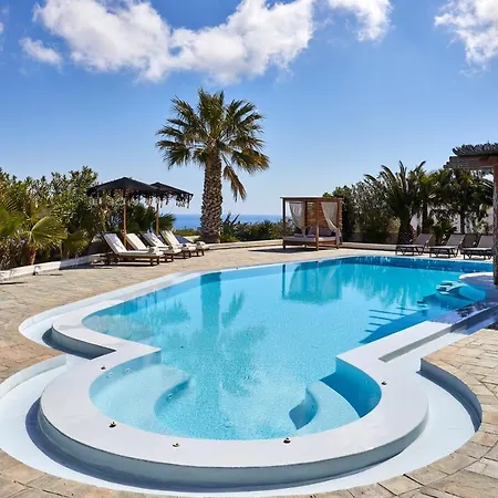 Aquaria Villa *