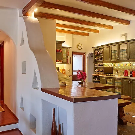 Villa Aquaria Karterados (Santorini)