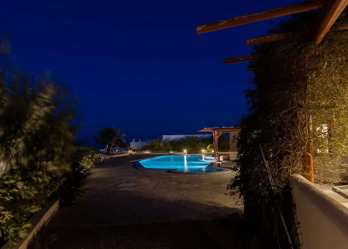 Aquaria Villa Karterádosz